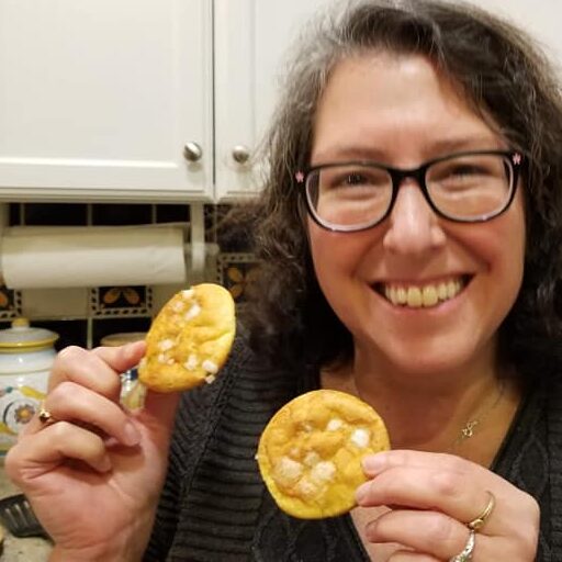 Alisa with Chouquettes